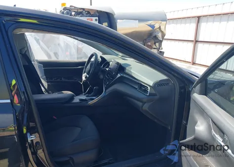 2021 Toyota Camry Le from USA, damaged, VIN 4T1C11AKXMU437935